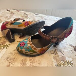 Floral Embellished Mary Jane Heels - never worn!